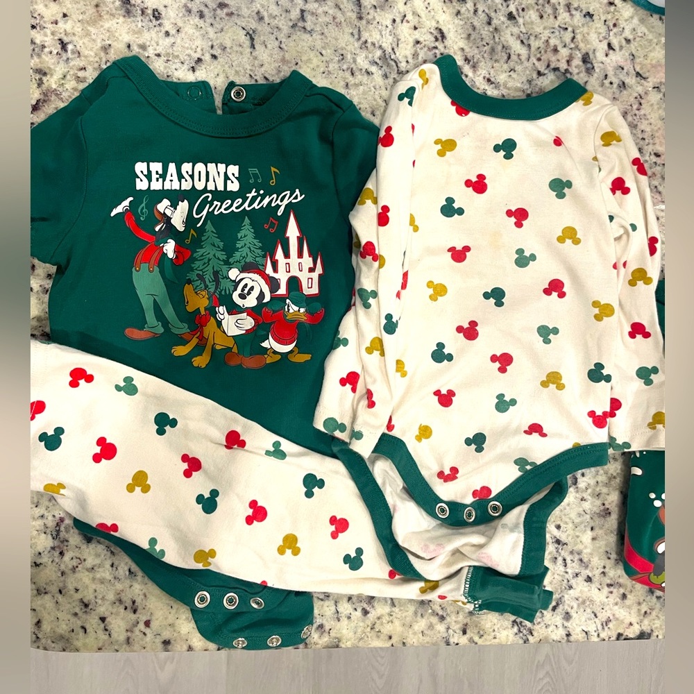 Baby Disney holiday outfit set. Long sleeve and onesie pants set.Smoke free home